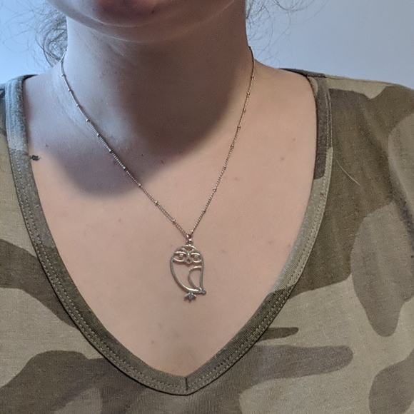 Adorable Owl Necklace - Picture 3 of 3